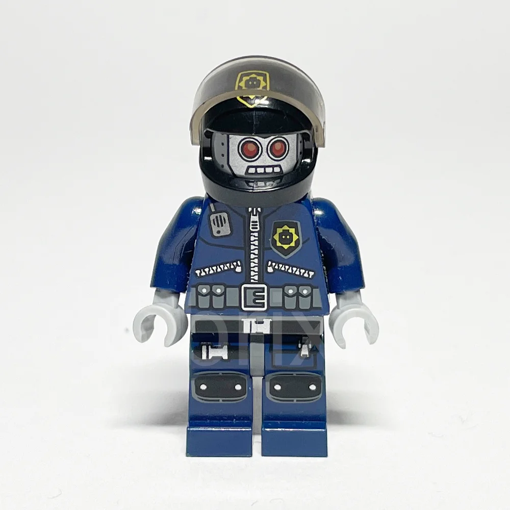 LEGO The LEGO Movie Minifigur Robo SWAT (TLM046) gebraucht - LEGO The LEGO Movie Robo SWAT Minifigur TLM046 LEGO The LEGO Movie Minifigur Robo SWAT (TLM046) – Vorderansicht